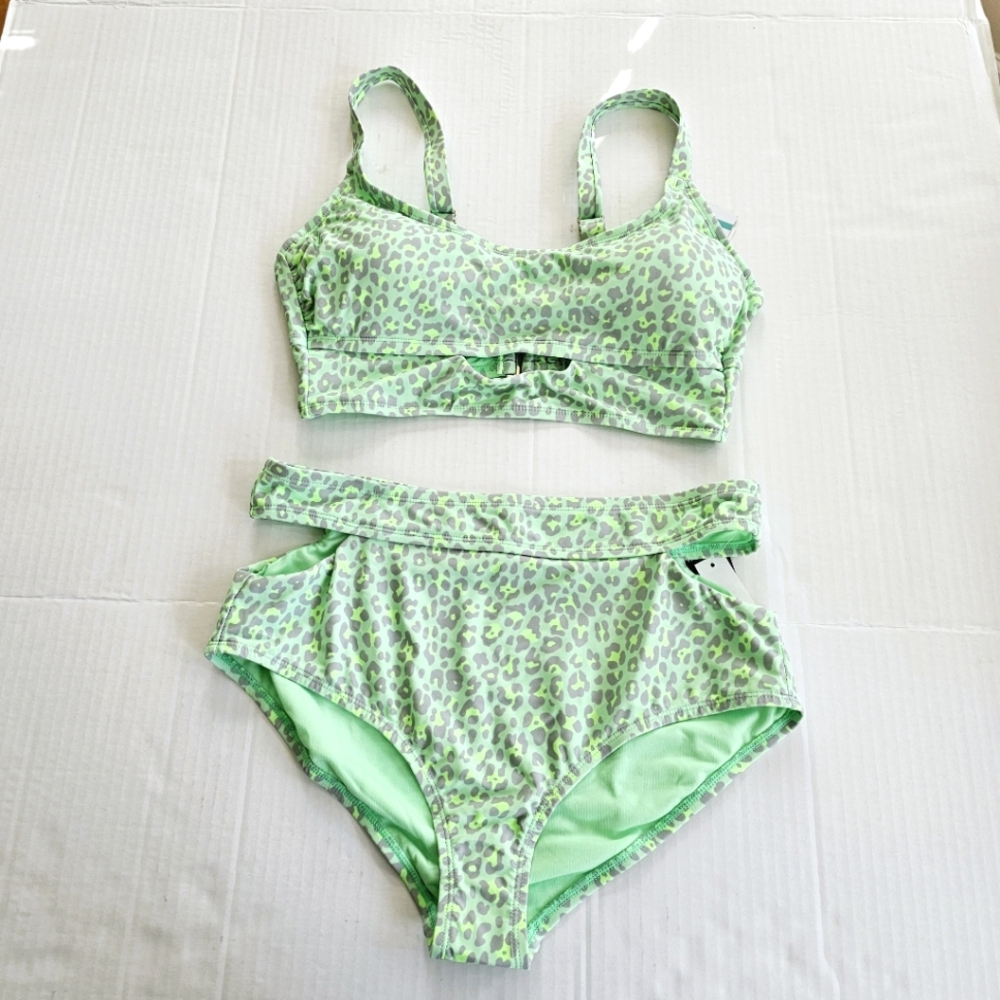 California Waves 2 piece swimsuit size 12/14 green gray leopard print cutout NWT